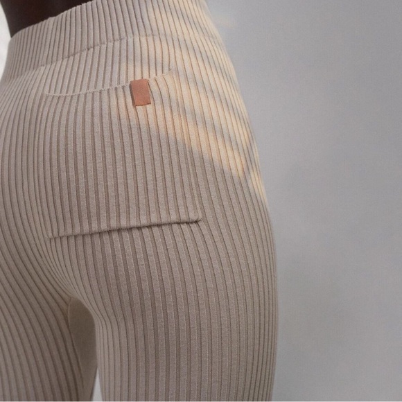 NEW - Lunya Cozy Cotton Silk Ribbed Leggings - Picture 2 of 2